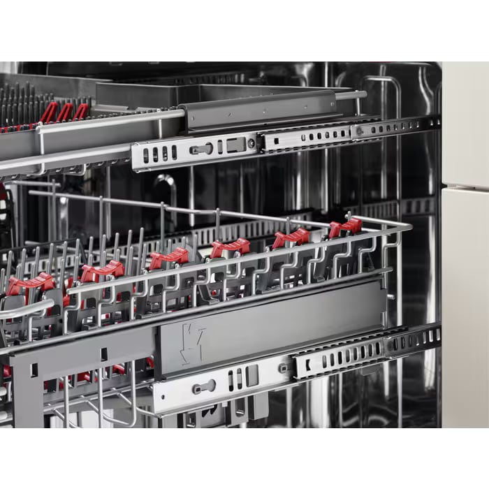 Panier supérieur Flexilift AEG vu de l'intérieur avec rails coulissants et SoftGrips