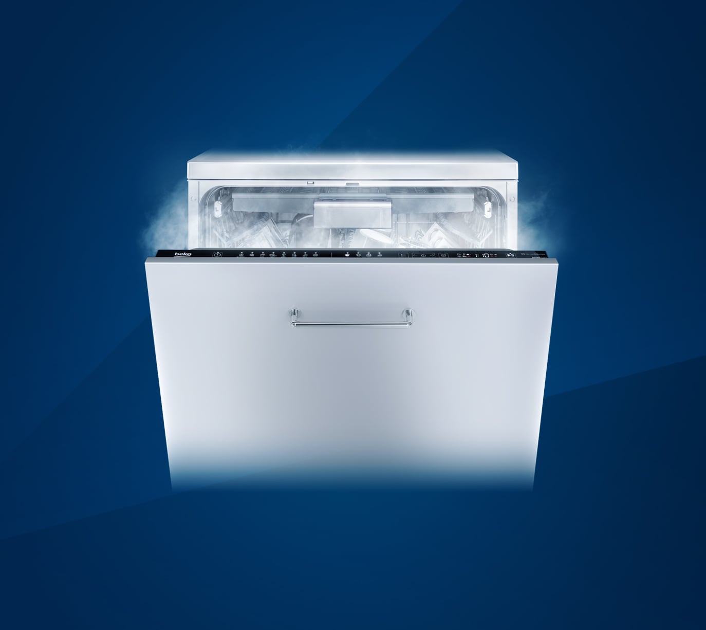 Lave-vaisselle BEKO SelfDry porte entrouverte en fin de cycle, vapeur évacuée pour séchage naturel
