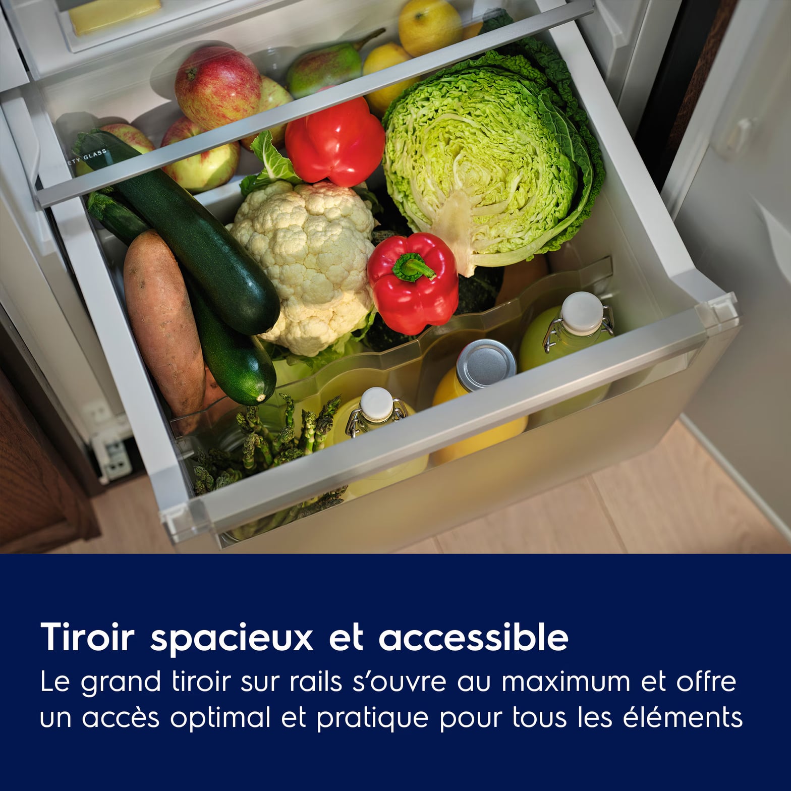 Tiroir réfrigéré Electrolux avec légumes frais illustrant la conservation DynamicAir