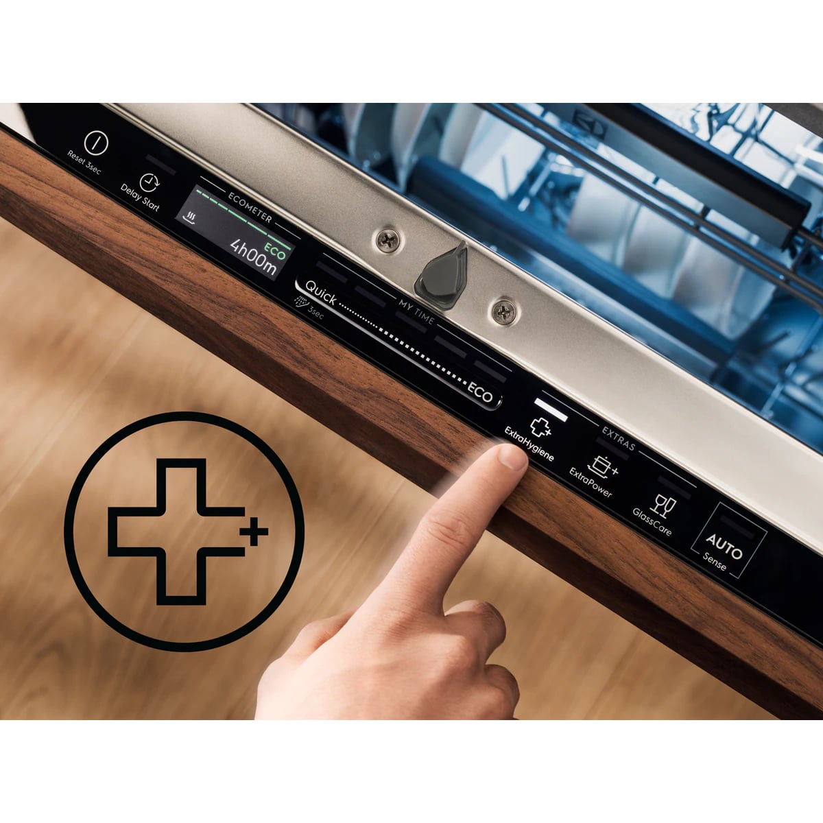 Bandeau de commande Electrolux avec touche GlassCare visible sur lave-vaisselle