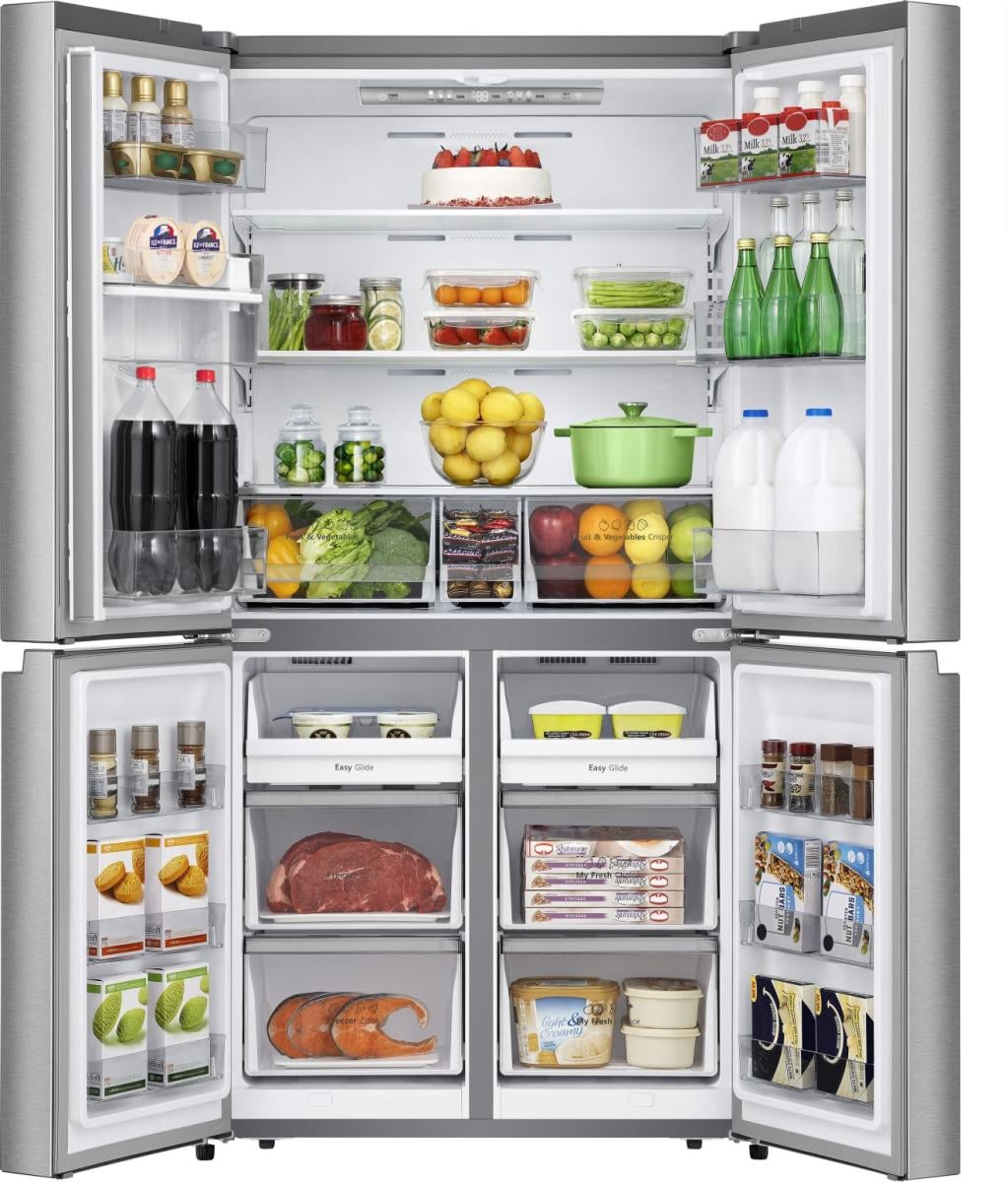 Réfrigérateur multiportes Hisense ouvert montrant les compartiments Super Cool et Super Freeze garnis