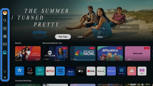 Capture d'écran de l'interface Smart Hub d'un téléviseur Samsung avec recommandations et applications